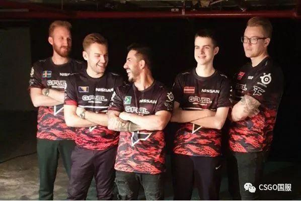 今天的转会摘要： Invictus Gaming 的“全明星”战队组建完成！ Scout 加入 JD Gaming ，与 Peyz 组成“Korean Double C”
