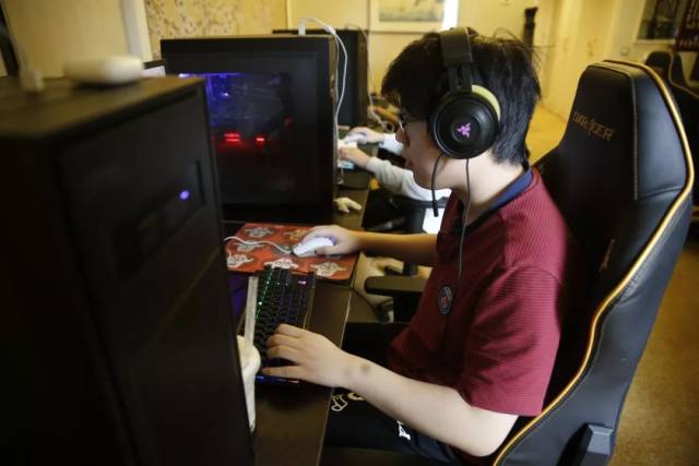 英雄联盟S12 2022全球总决赛抽签仪式即将开始！