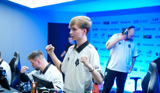 LPL官方发布对晴天的处罚公告！罚款5万元，停用韩服账号近十个月！